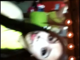 穿着沙滩排球比基尼自慰 SecretGakuen gay korean anime porn