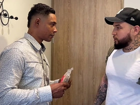 黑人邻居用大鸡巴操我屁眼 chinese gay teen porn