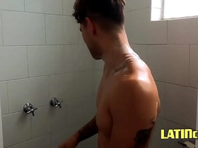 你需要地方住，我需要地方射 hot threesome gay porn