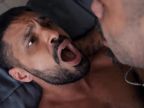 巴西邻居把我操得整栋楼都听得见 gay asian china sex videos