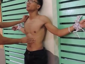 亚洲男孩被捅肚子 japan capture era happy-go-lucky porn