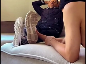 蒙面大屌被动男来我家干活结果屁眼挨了顿操 chinese porn gay orgy