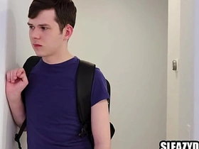 继父趁继母不在家和继子搞基 japan massage porn gay