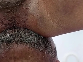 楼管的儿子每周都操我屁股。这次他想拍下来，最后被我射了一脸 gay chinese relish porn