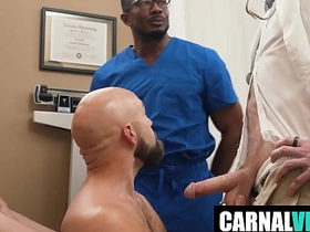 深喉更深第1集 深入观察 Adam Snow, Legrand Wolf, Noah White, Sean Xavier chinese chub gay porn