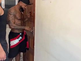 老家伙尝了黑鬼大屌后还要更多 hot muscular korean gay porn