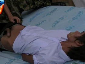 学生仔与军装嫩男下流嬉戏 gay chinese hair porn