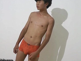 两个直男试镜 luke asian gay porn