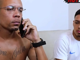 瞒着老婆偷干邻居屁眼 pioneering japan gay porn