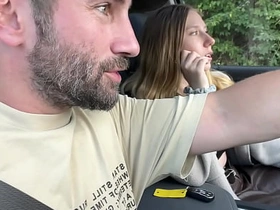 我们在路上捡了个可爱的小鲜肉，和女友一起操了他 gay asian skillful porn