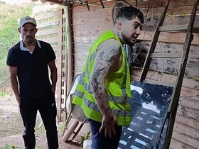 老板和员工 员工完成任务后 老板看他浑身大汗直接硬到爆 chinese gay porn cum