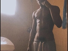 男孩直播洗澡 www.old asian link up gay daddies sex videos