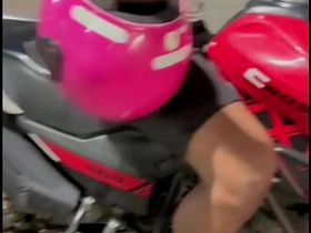 送水工上来喝水 我把我的小穴献给了他 hot facial gay porn