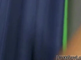 年轻肌肉亚洲同志男孩免费色情片段 部落猛男狂操 gay porn malaysia