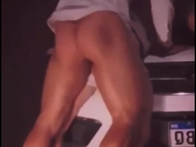 在邻居家门外野战巡航 gay porn in korean