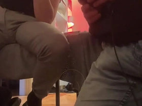 俩素人室友为粉丝直播尿湿裤子 teen gay porn asian