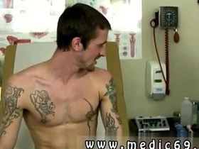 亚裔美国男同性恋色情明星全片 他感觉自己的男根 china boy gay porn