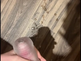 嫩骚0自慰到边缘 超大刺激 硬核大屌射精 japan sports gay porn