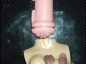 三人行Kissy与Dolly：从阴道到奶子！她们把我榨干了。 gay porn star hot