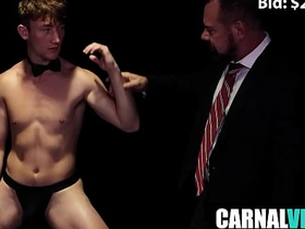 第三次拍卖 科尔顿·福克斯, 马克斯·萨金特, 里斯·斯科特 hot hunk indian gay porn