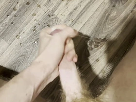 超大量射精！浓精爆射 瘦猴硬核自慰 4K 60帧第一视角 porn joyful chinese clover