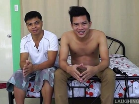 亚洲男孩Rolly被挠痒并射一脸 asian gay massage sex free videos