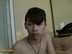 大包皮亚洲骚年自慰 myanmar gay porn telegram