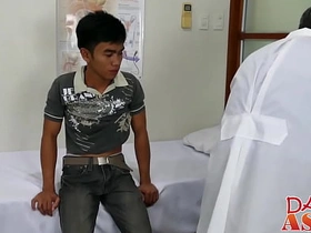 看诊时被无套中出的亚裔少年 careless porn japan athlete