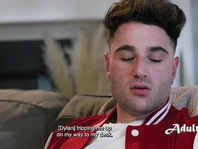 我的直男恶霸现在成了我的基佬受气包 - Derek Kage, Michael Boston chinese gay neighbor porn