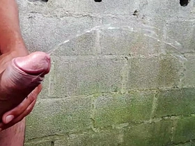 尤里·加乔 - 巴西肌肉猛男巨蟒喷射 adult chinese gay male porn