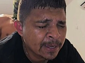 修车工用屁眼还债，被三根大屌轮着操 turkish hot gay porn