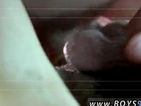 亚洲emo肛交猛干与免费酷男孩同性恋性爱视频初体验 japanese gay toilet porn