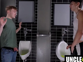 你他妈看什么看 安吉尔·埃利亚斯 asian gay lower take sex videos