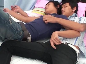 亚裔高尔夫与波利族小便无套 chinese gay outdoor porn