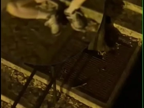 业余少年街头打飞机被偷拍 遭胁迫口交但成功逃脱 sauna japan gay porn