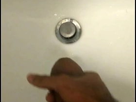 亚洲少年打飞机射精 japanese chubby daddy gay porn