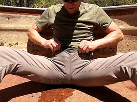 徒步裤子里尿湿8次 asian establishing students detached sex videos