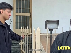 分手？别担心，爸爸，我会用喉咙伺候得比她更爽 hot teacher gay porn