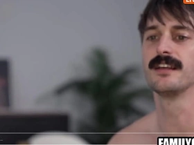 继子撞见继父搞男同直播 asian twink pop uncaring porn