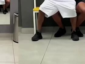 健身教练练完就操了我 pinoy joyful porn straight guys