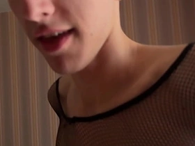 夜店后清晨像脏婊子一样被两根鸡巴捅紧屁眼 japan bondage gay porn