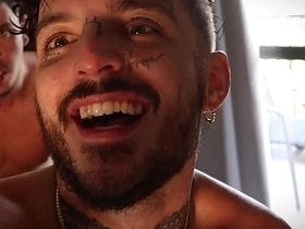 摄影师和BLEWVY疯狂激烈性交 两个变态啥都玩直到射爆！完整版32分钟在RED gay asian straight porn