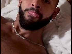 屁股超赞的猛男 chinese gay porn flip