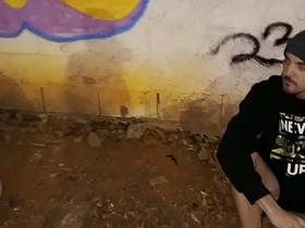 已婚猛男在海滩抽了大麻硬得不行 最后抓了个流浪汉狠狠操屁眼射满精液 gay porn chinese cruising