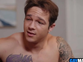 和大鸡巴哥们儿搞基 gay porn japan jin