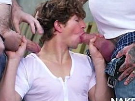 Greyson Myles和Eddie Patrick户外群交 asian uncaring bear porn