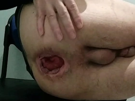 拍完300部肛交片後曬臀 還被巨物狠狠插入 gay porn korean cheep