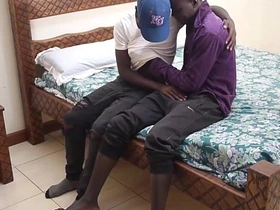 黑人非洲人Micheal与Arthur无套肛交 korean high school gay porn