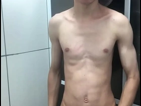 裸体小鲜肉洗澡卖骚 young chinese gay boys porn