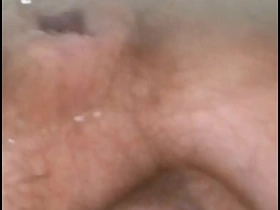 我就喜欢水柱冲我屁眼的感觉 asian suit gay porn